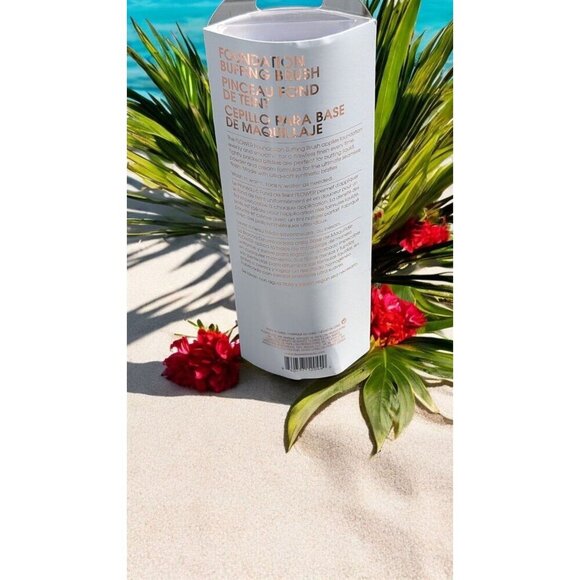 FLOWER BEAUTY By Drew Barrymore Foundation Buffing Brush (New) - Picture 3 of 3